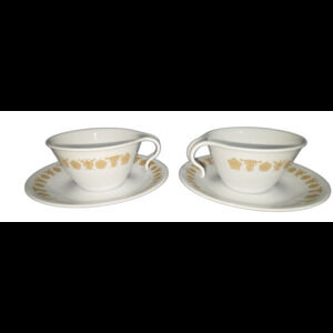 Vintage Corelle by CORNING Butterfly Gold Hook Handle Coffee Tea Cup And Saucers